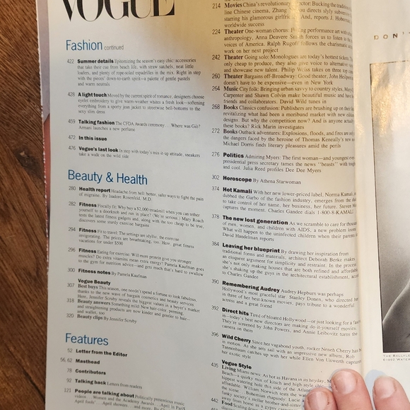 RARE VINTAGE April 1993 Vogue-USA - Picture 3 of 7